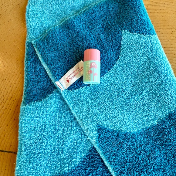 American Girl Doll Surf, Swim, and Scuba Outfits and Accessories - Picture 9 of 11